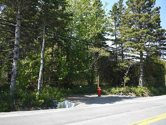 2nd image of 754 Cow Bay Rd
