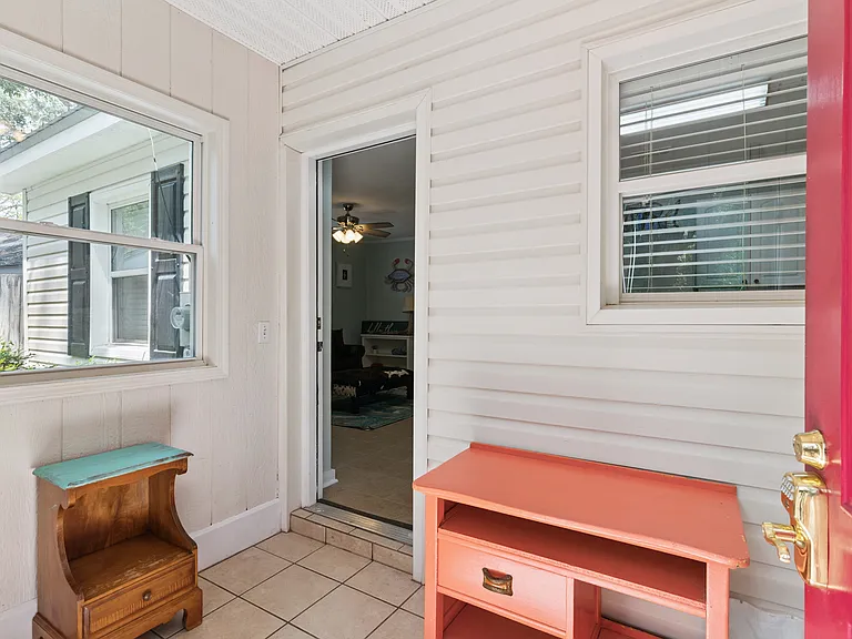 324 Pine St — Photo 12
