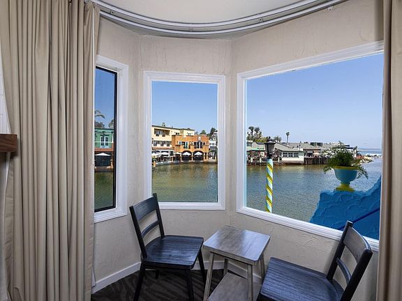 4th image of 1500 Wharf Rd APT 12