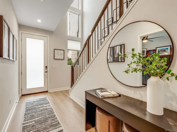 2863 Avella Cir, San Diego, CA 92108