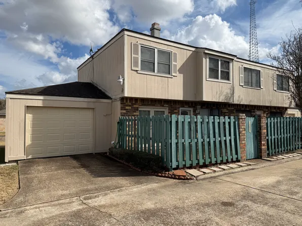 553 Georgetown St, Beaumont, TX 77707