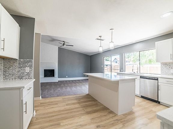 5th image of 5025 Willowhaven Cir