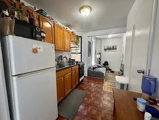 Rented by Building Equity Real Estate LLC | media 14