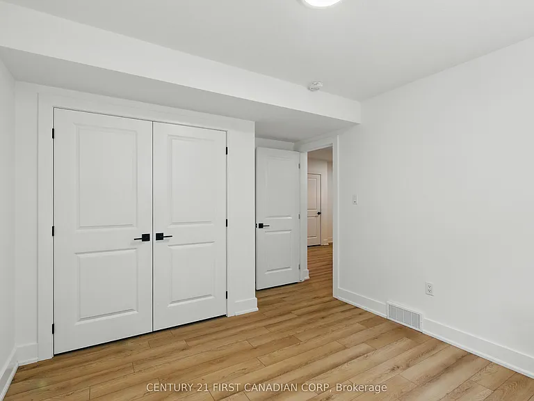 2308 Saddlerock Ave — Photo 11
