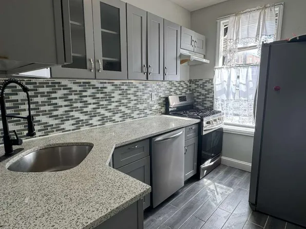 7112 Central Ave #1A, Ridgewood, NY 11385