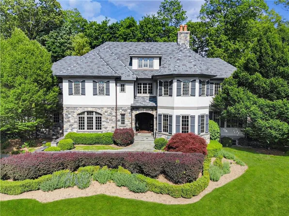 12 Cerf Lane, Mount Kisco, NY 10549