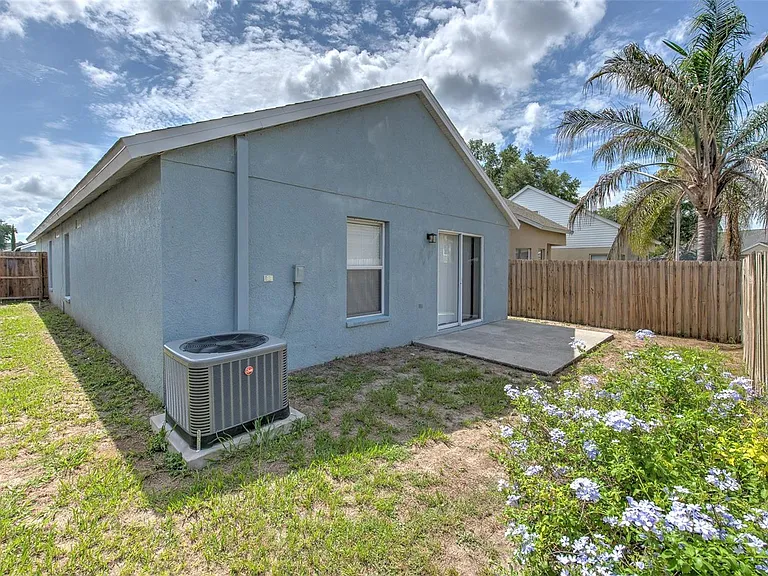 6043 Pointe Pleasant Blvd — Photo 8