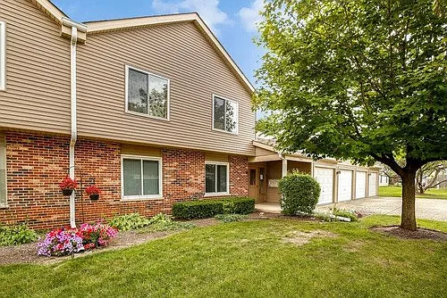7030 Park Lane Ct #204 Photo 1