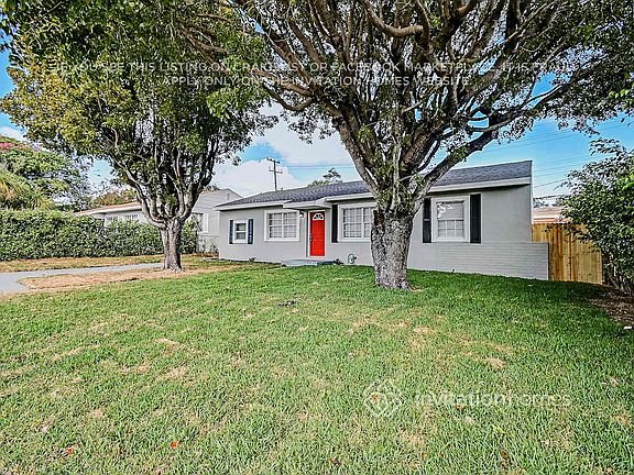 3rd image of 835 44th St