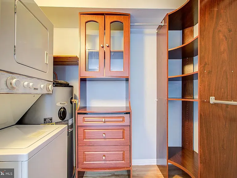 732 5th St SE #1 — Photo 9