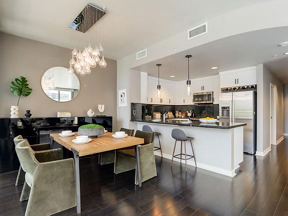 5th image of 38 N Almaden Blvd Unit 700