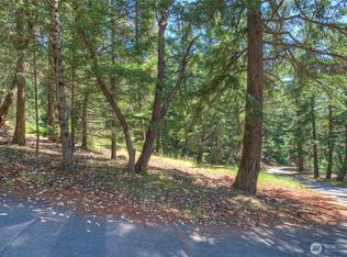 63 Marina Heights Ln, Eastsound, WA 98245