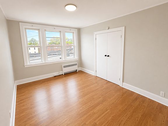 5th image of 41-43 Highland Ave #2R