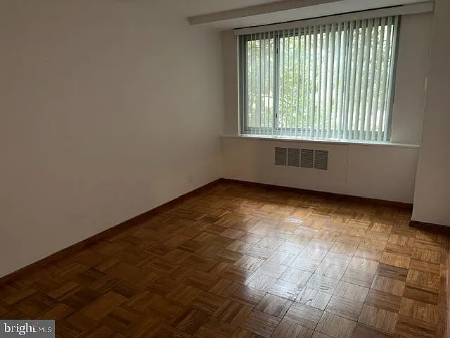 4200 Cathedral Ave NW #519 — Photo 11