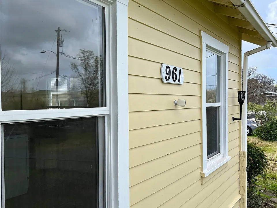959 Nelson Ave #961