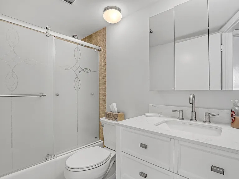 28 Yacht Club Dr — Photo 14