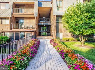 7 Stonehenge Cir APT 6, Baltimore, MD 21208
