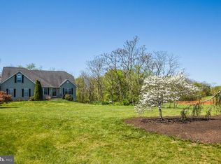 24 J Felix Ct, Kearneysville, WV 25430