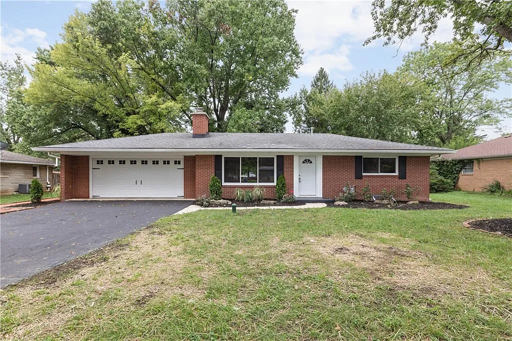 5014 Kessler Boulevard North Dr photo 1