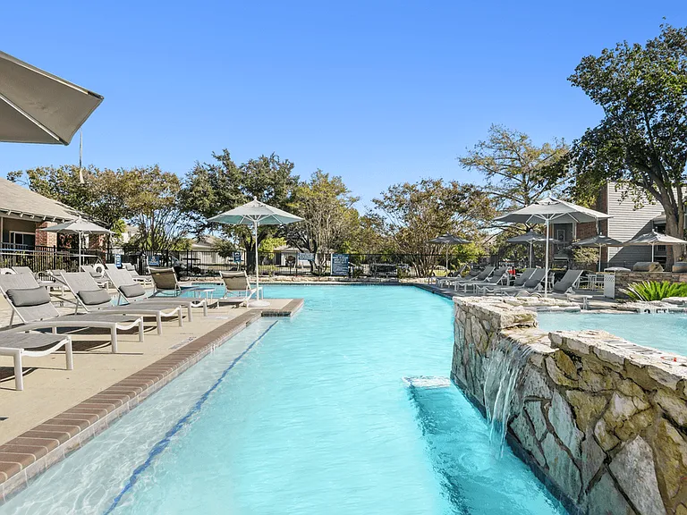 Landmark at Prescott Woods Apartment Homes — Photo 13