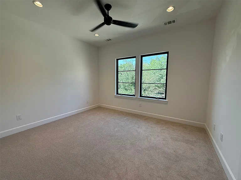 4423 Emerson Ave — Photo 22