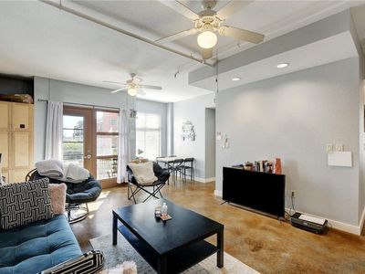 711 W 26th St APT 507, Austin, TX, 78705