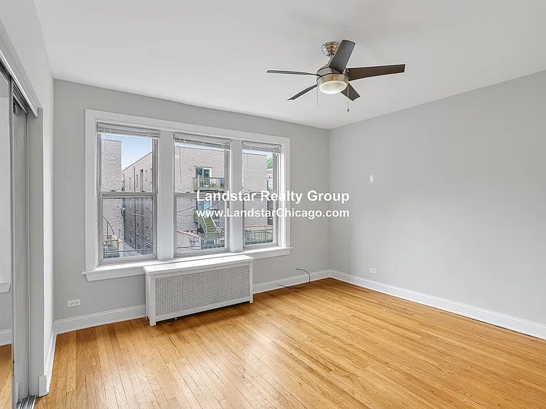 1527 W Estes Ave #5B — Photo 4