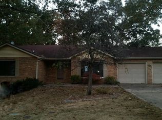 2610 Holly Hills Dr, Poplar Bluff, MO 63901