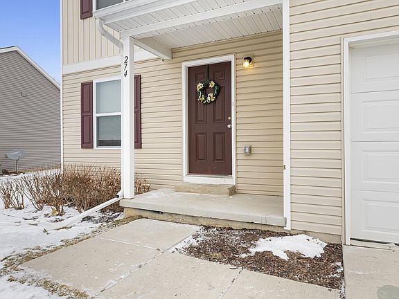 3rd image of 274 Rockway Dr