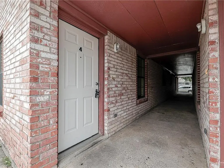 2716 N 31st St #3 — Photo 12