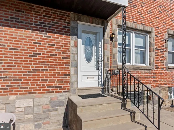 8020 Terry St, Philadelphia, PA 19136