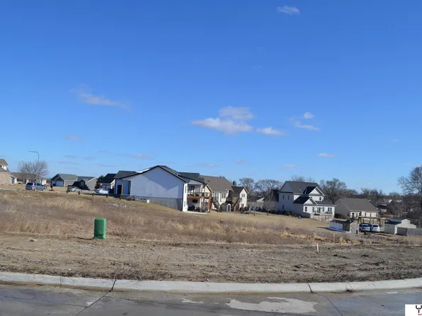 LOT 5 E Park St, Weeping Water, NE 68463