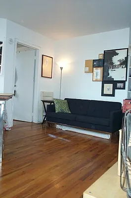 Rented by Tower Brokerage | media 50