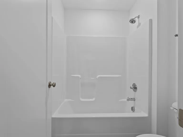 136 Bourbon St — Photo 11