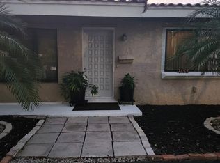 2657 NE 27th Way, Fort Lauderdale, FL 33306