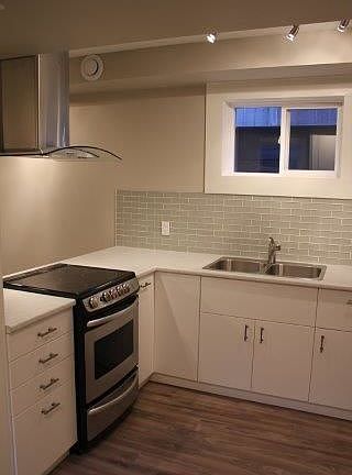 5th image of 11541 University Ave NW