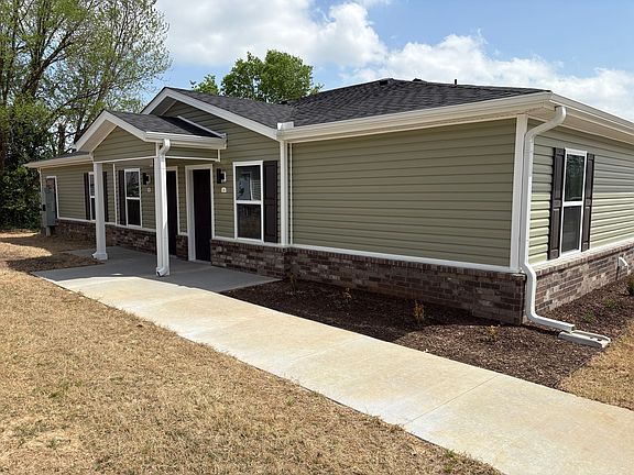 4th image of 501 Dallas St SE #2D