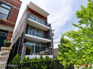 1542 N Artesian Ave #1, Chicago, IL 60647
