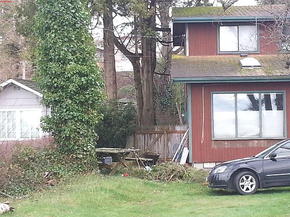 3rd image of 8142 Birch Bay Dr