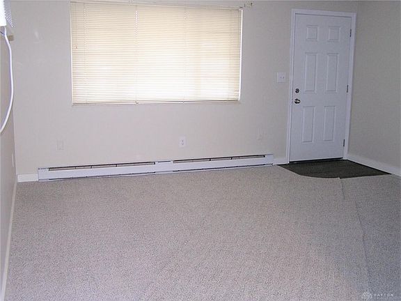 2nd image of 120 Kings Chapel Dr