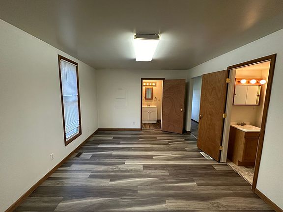 4th image of 214 N Broad St #A