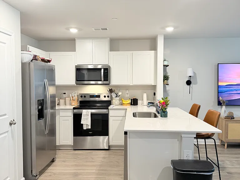 1474 Lexington Way — Photo 8