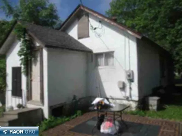 3016 2nd Ave E, Hibbing, MN 55746