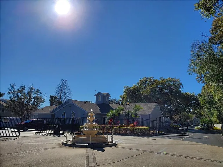 1610 Columbia Arms Cir #131 — Photo 26
