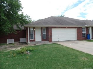 1201 W Jackson Ct, Broken Arrow, OK 74012