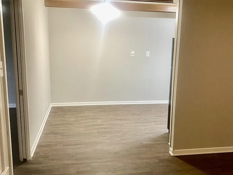 1504 Colorado St — Photo 5