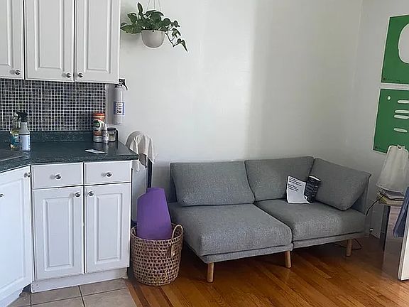 4th image of 462 17th St #2