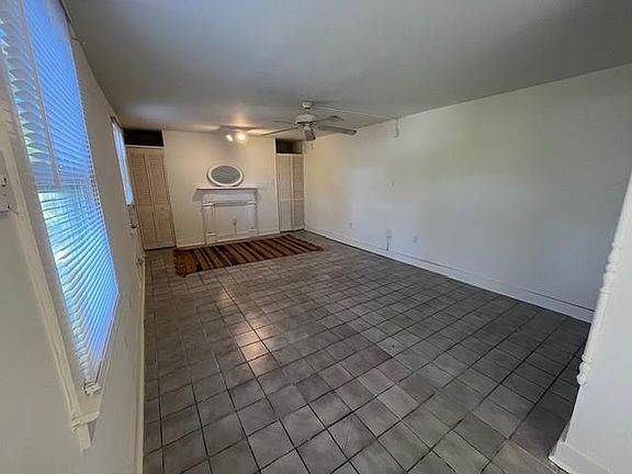 5th image of 8129 Maple St