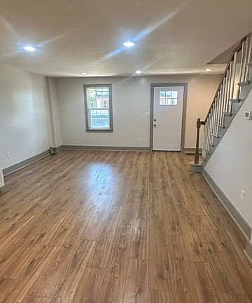5th image of 10 Wyoming St #10