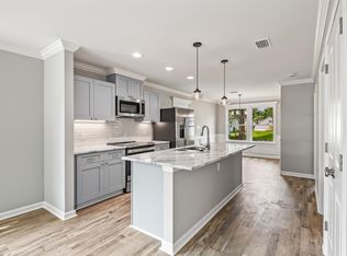 58 Friendship Ln, Crawfordville, FL 32327